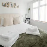 Coventry Business Stay House