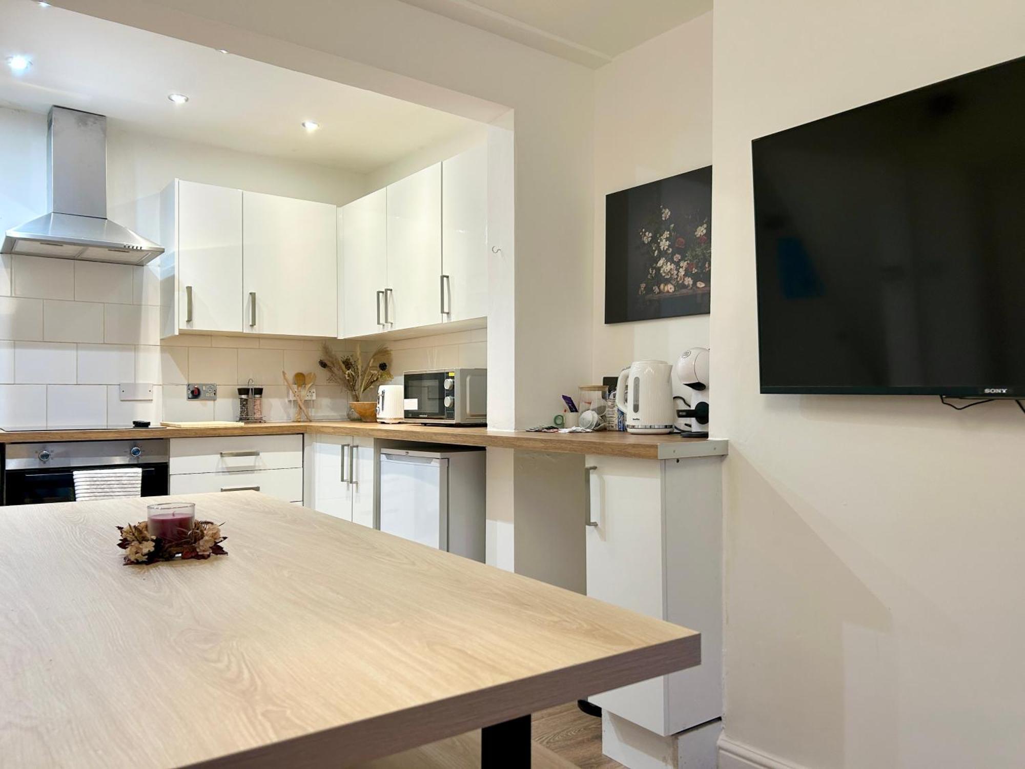 Apartment Business House *